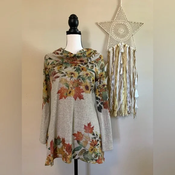 Fall sweater cowl neck by Emerald with sunflowers and tiny gems size medium EUC - Picture 1 of 7